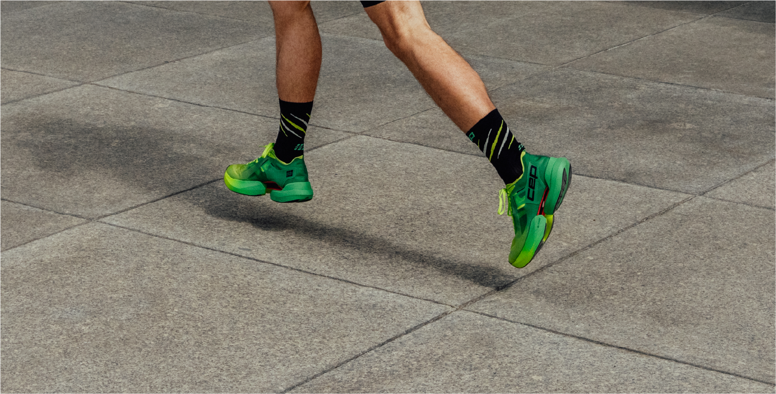CLAW SOCKS