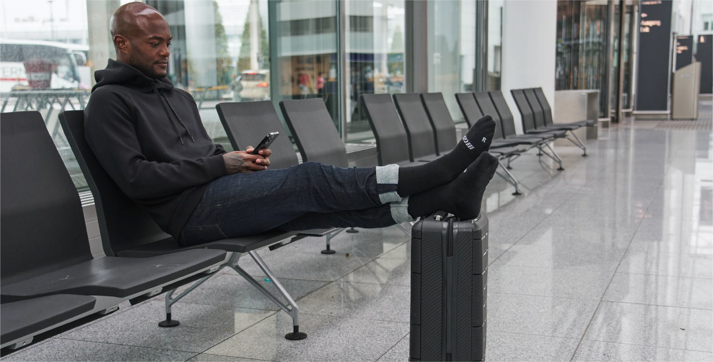 BUSINESS & TRAVEL