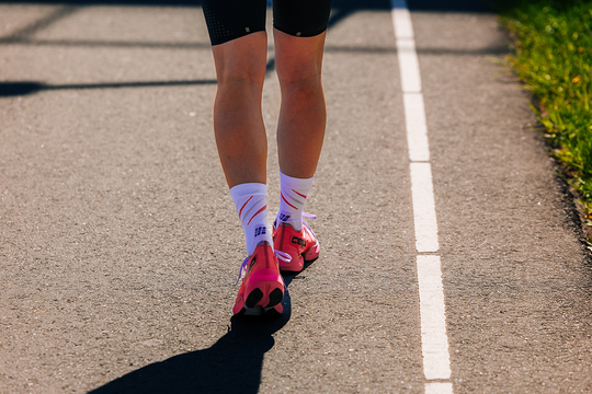 CORE RUN COMPRESSION SOCKS 5.0 - Edt.Claws - MID CUT, MEN
