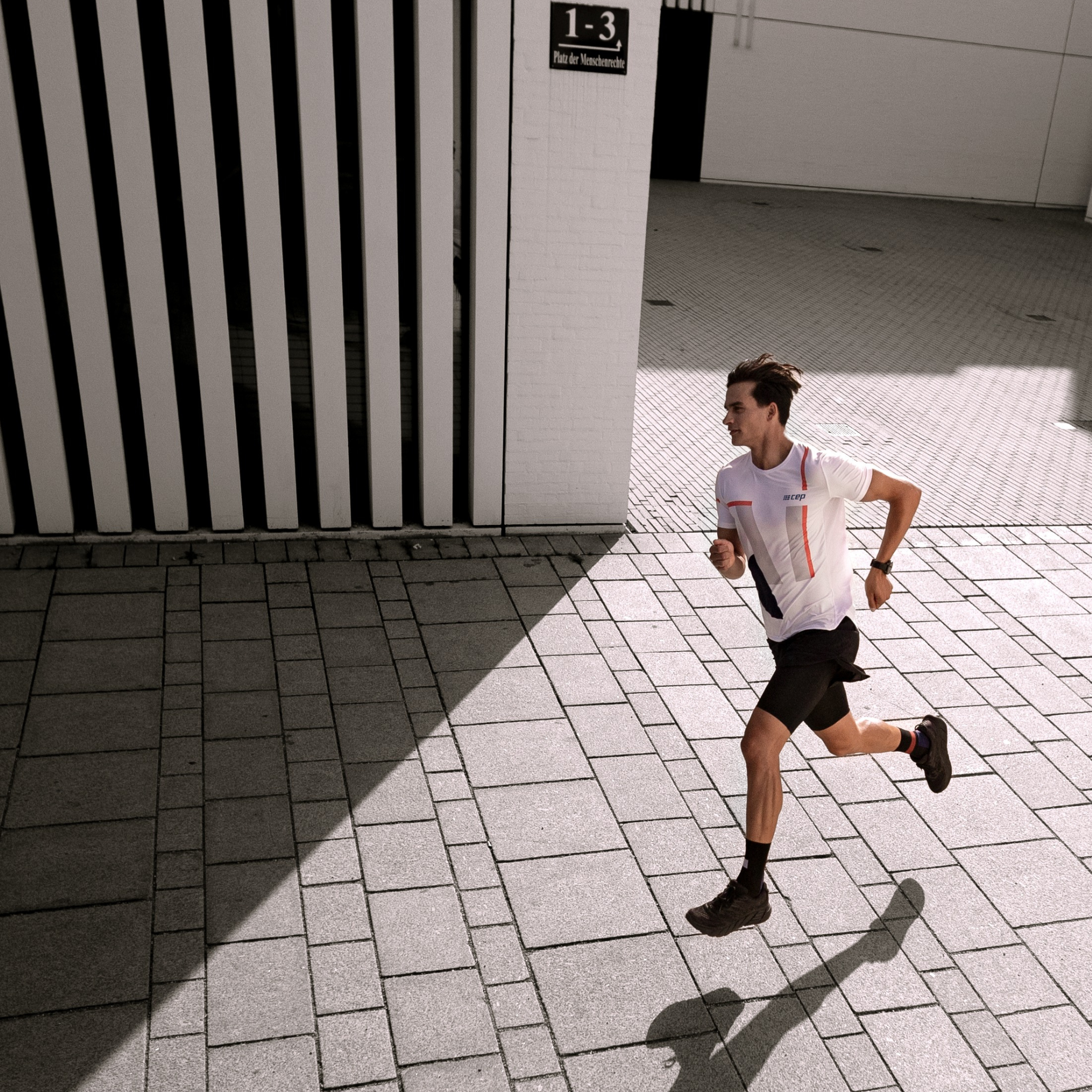 The Run 2-in-1 Shorts for Men | CEP Activating Compression